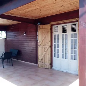 Wooden Kaz, Meublé De Tourisme 2 étoiles Hébergement de vacances Le Moule